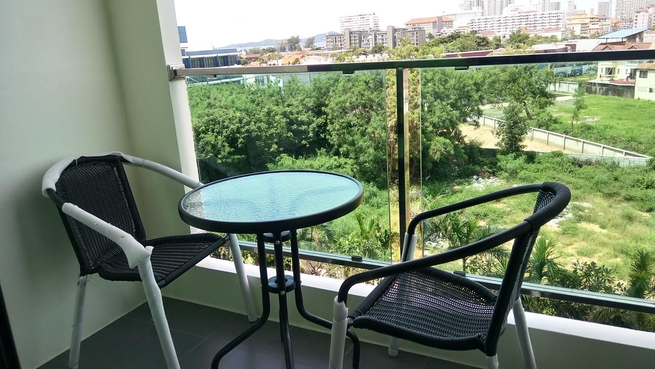 Dusit Grand Condo View Джомтьен Экстерьер фото